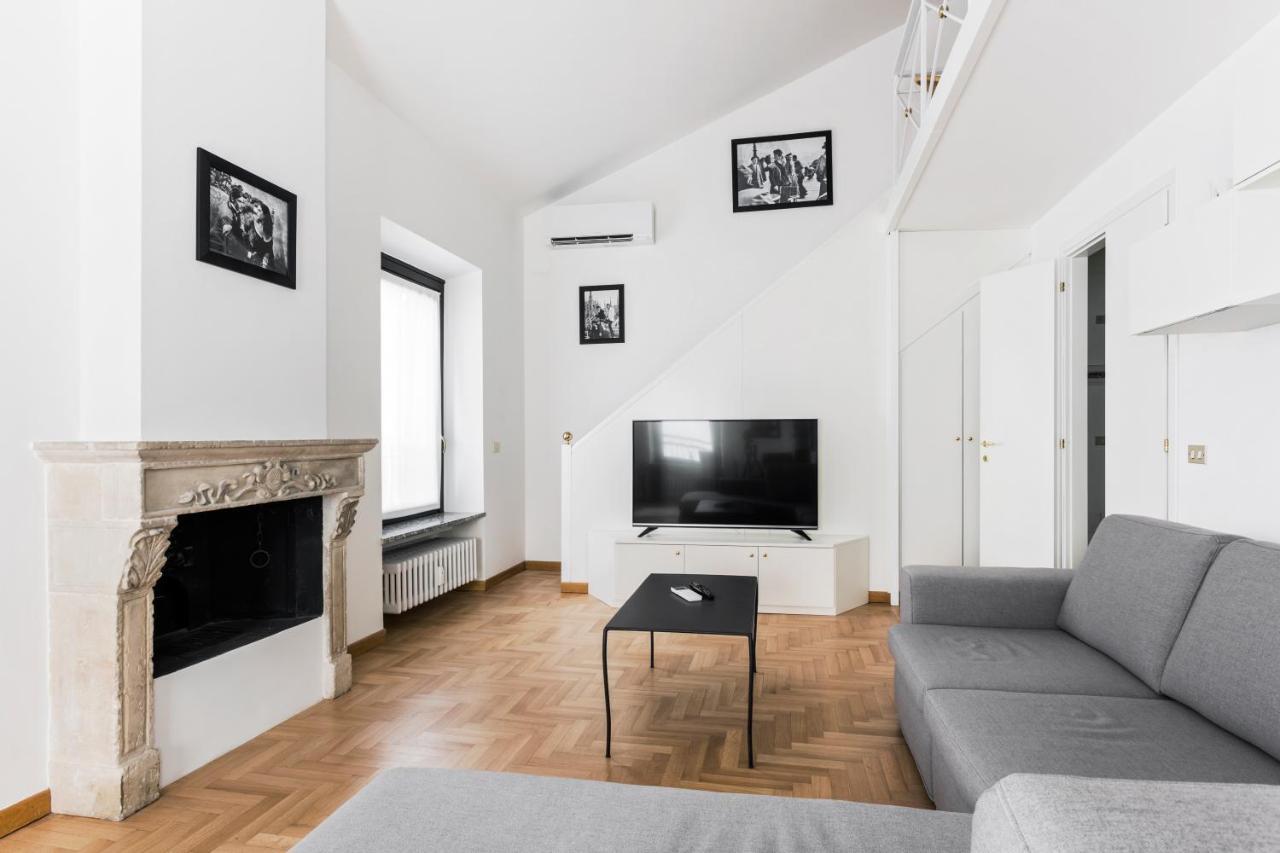 Living Brera, A Unique Experience - Vicolo Fiori Leilighet Milano Eksteriør bilde
